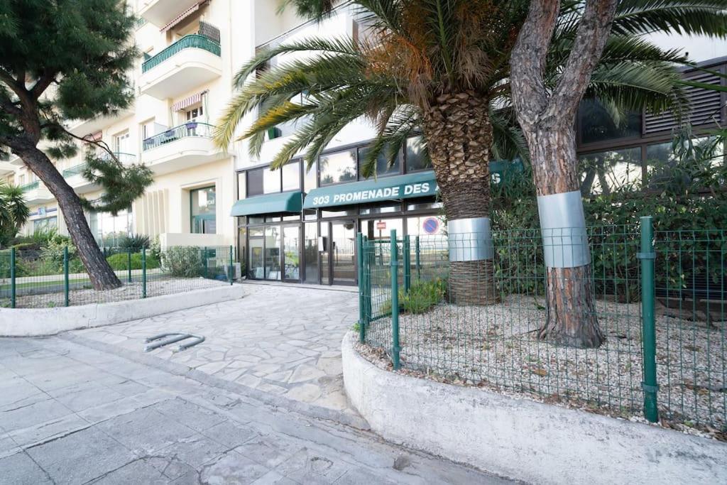 La Prom - A Two Bedroom Apartment With A Sea View Ніцца Екстер'єр фото